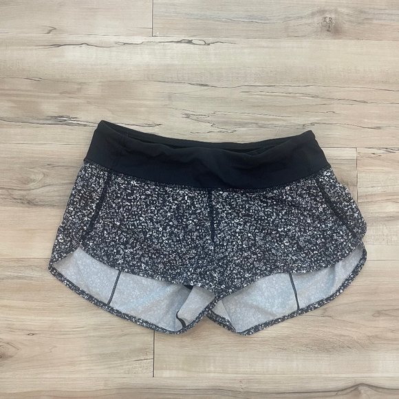 Lululemon Speed Up Low-Rise Lined Short 2.5" - Picture 1 of 4